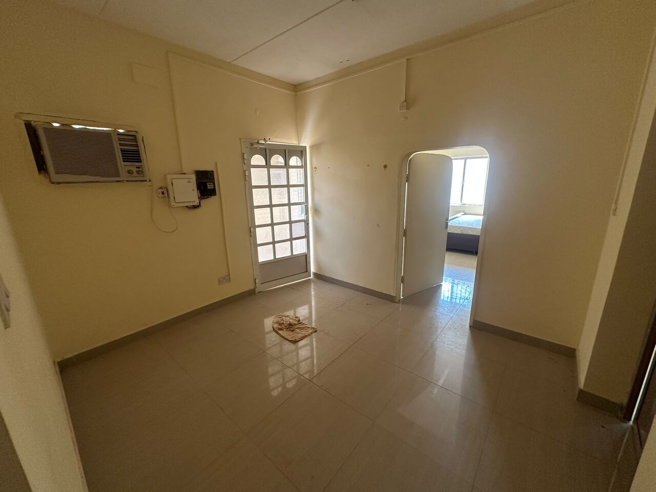 Manama, Apartments, Flats, Houses & Villas, BHD 180/month,  2 BR,  90 Sq. Meter,  شقة للإيجار في مدينة حمد – الدوار ال