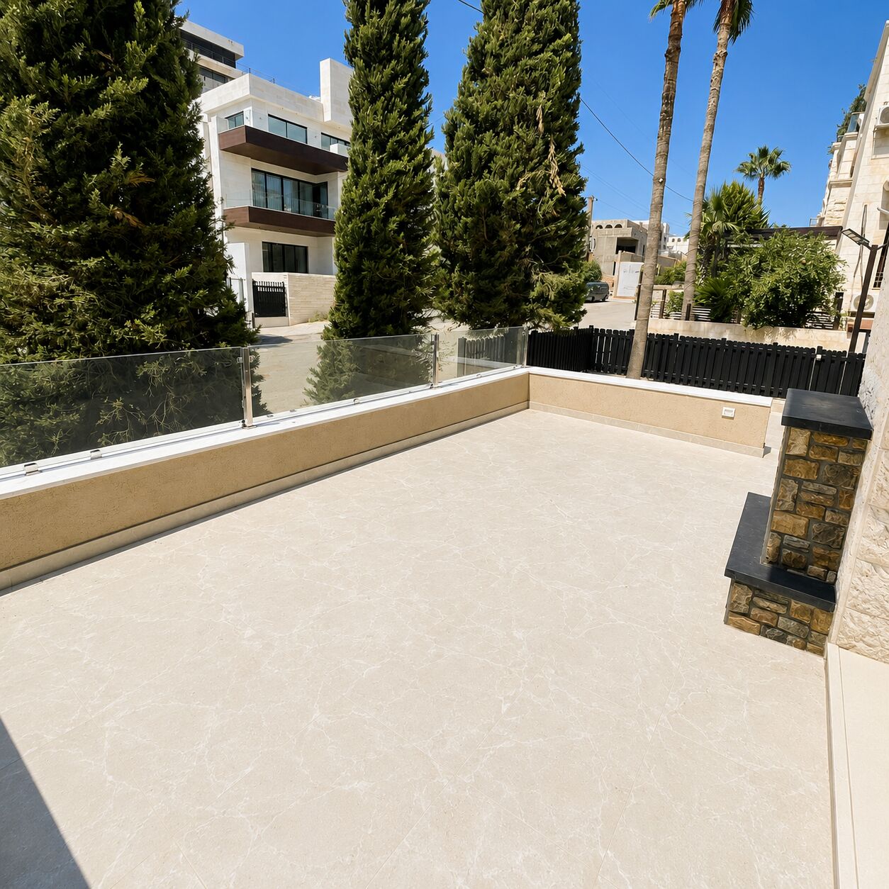 Abdoun, Apartments, Flats, Houses & Villas, JOD 20000/year,  Furnished,  3 BR,  215 Sq. Meter,  Ground Floor Apartment For Rent In Abdoun Near Taj Mall And The Saudi Embassy.