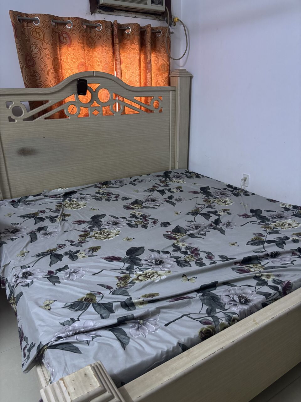 Jubail, Furniture, SAR 650,  King Size Cot And Bed, Kids Cot , Kids Study Table