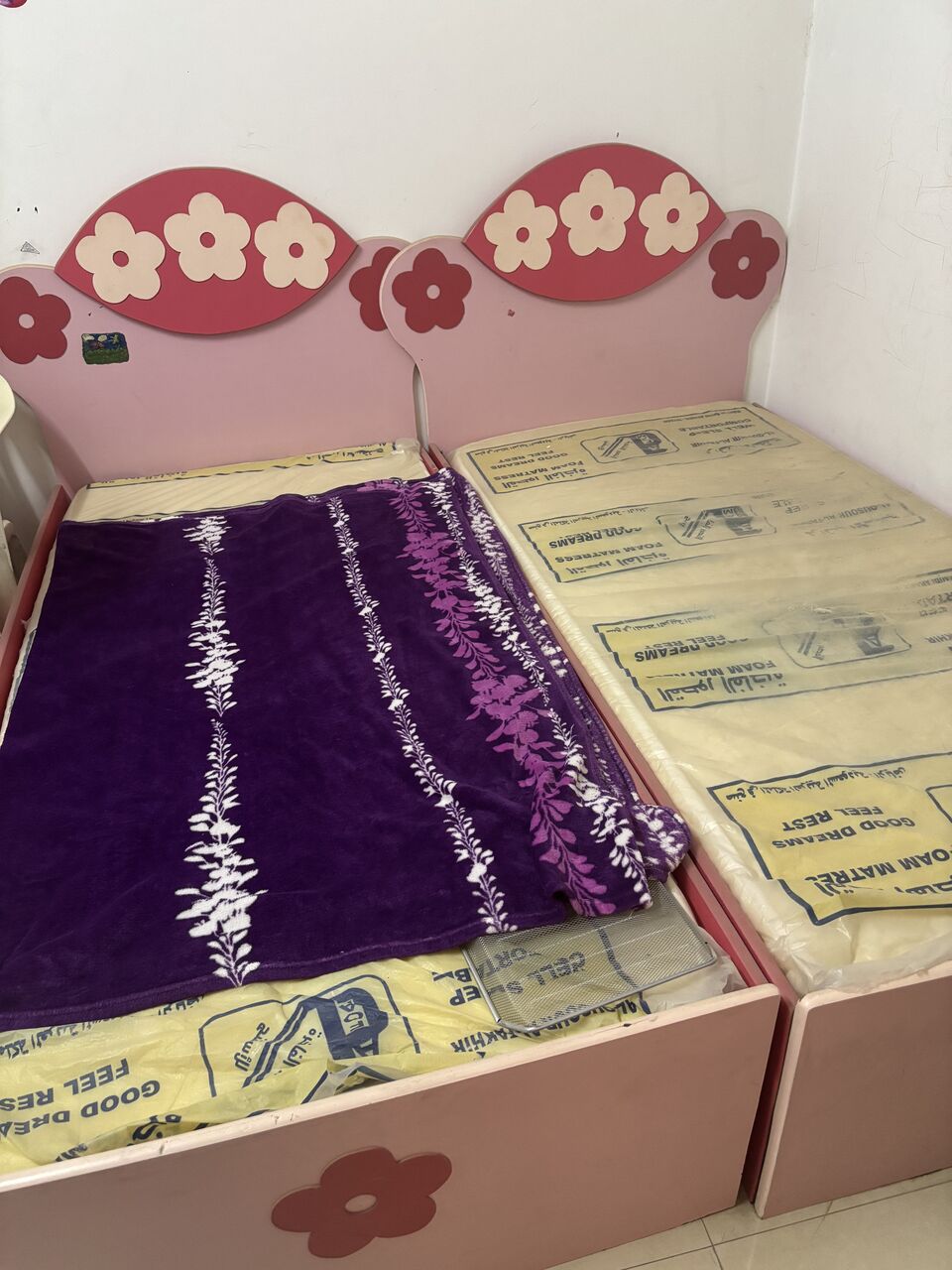 Jubail, Furniture, SAR 650,  King Size Cot And Bed, Kids Cot , Kids Study Table
