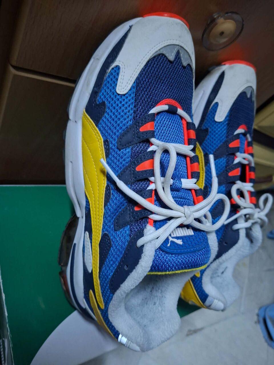 Mushrefah, Clothing & Accessories, SAR 100,  Sit Up Bench And Men Shoes (prelove) Originals