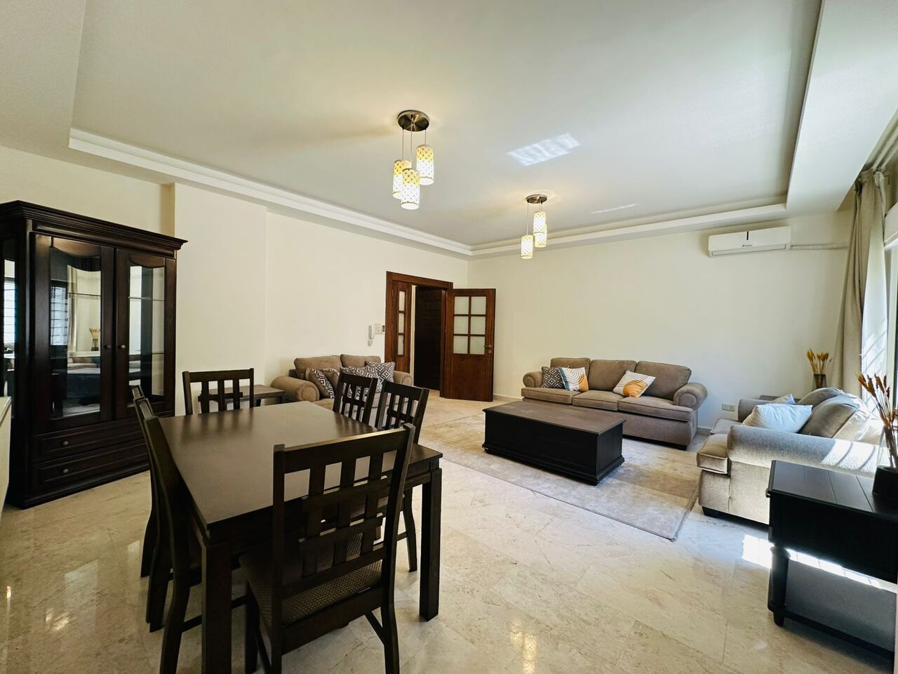 Abdoun, Apartments, Flats, Houses & Villas, JOD 15000/year,  Furnished,  3 BR,  190 Sq. Meter,  Ground Floor Apartment For Rent