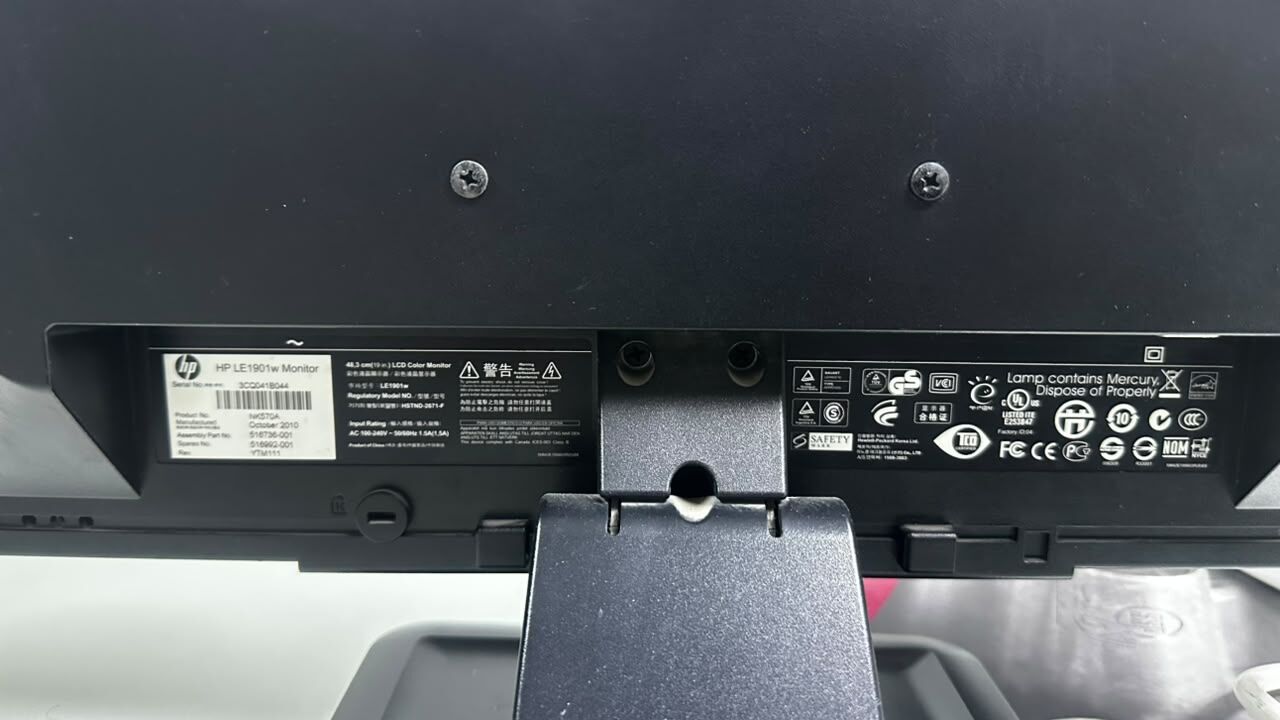 Khobar, Computers, SAR 300,  2 &times; 18-Inch PC LCD Screens For Sale