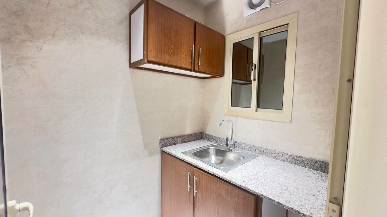 Manama, Apartments, Flats, Houses & Villas, BHD 170/month,  𝑮𝒖𝒅𝒂𝒊𝒃𝒊𝒚𝒂:- 𝑺𝒑𝒂𝒄𝒊𝒐𝒖𝒔 𝑺𝒕𝒖𝒅𝒊𝒐 𝑭𝒍𝒂