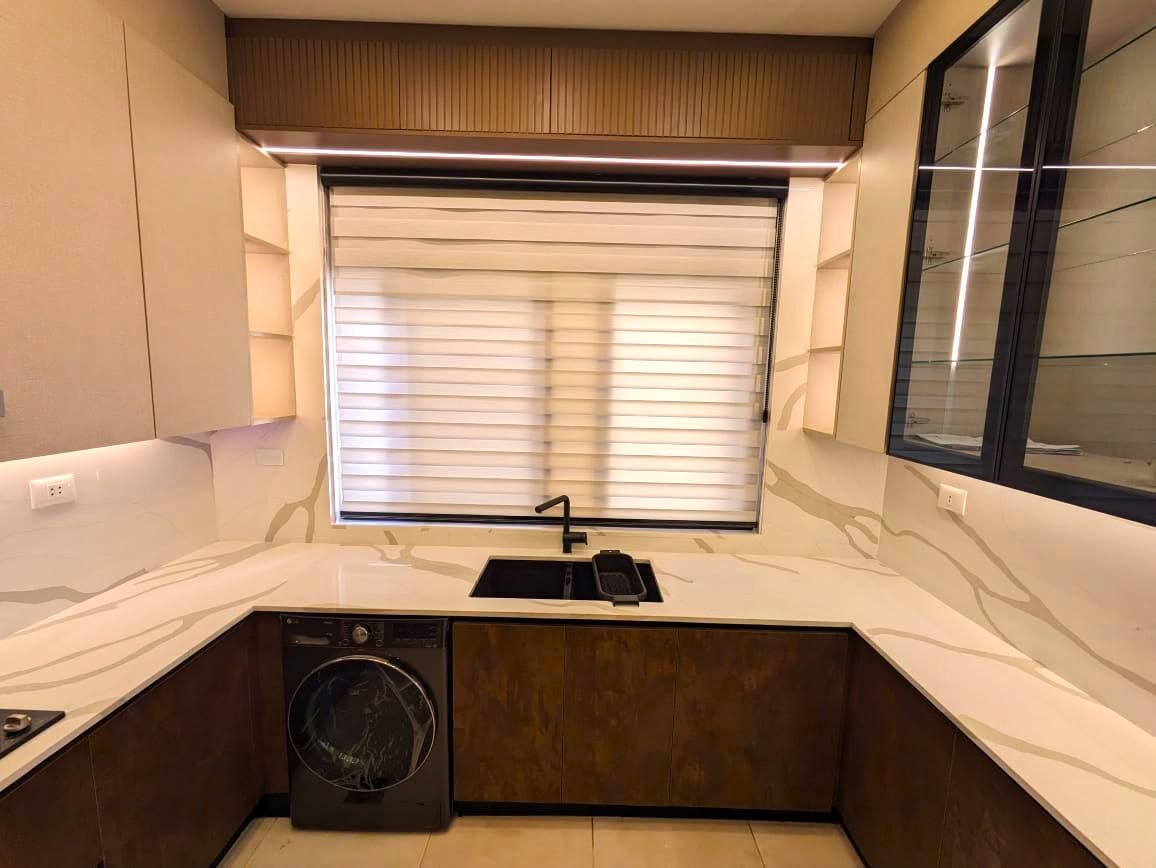 Amman, Apts/Flats Wanted, JOD 13000/year,  Furnished,  3 BR,  Sweifieh. Where Vibrant Living Meets Modern Comfort.