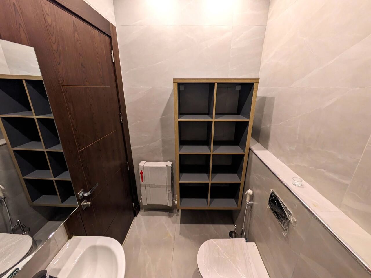 Amman, Apts/Flats Wanted, JOD 13000/year,  Furnished,  3 BR,  Sweifieh. Where Vibrant Living Meets Modern Comfort.