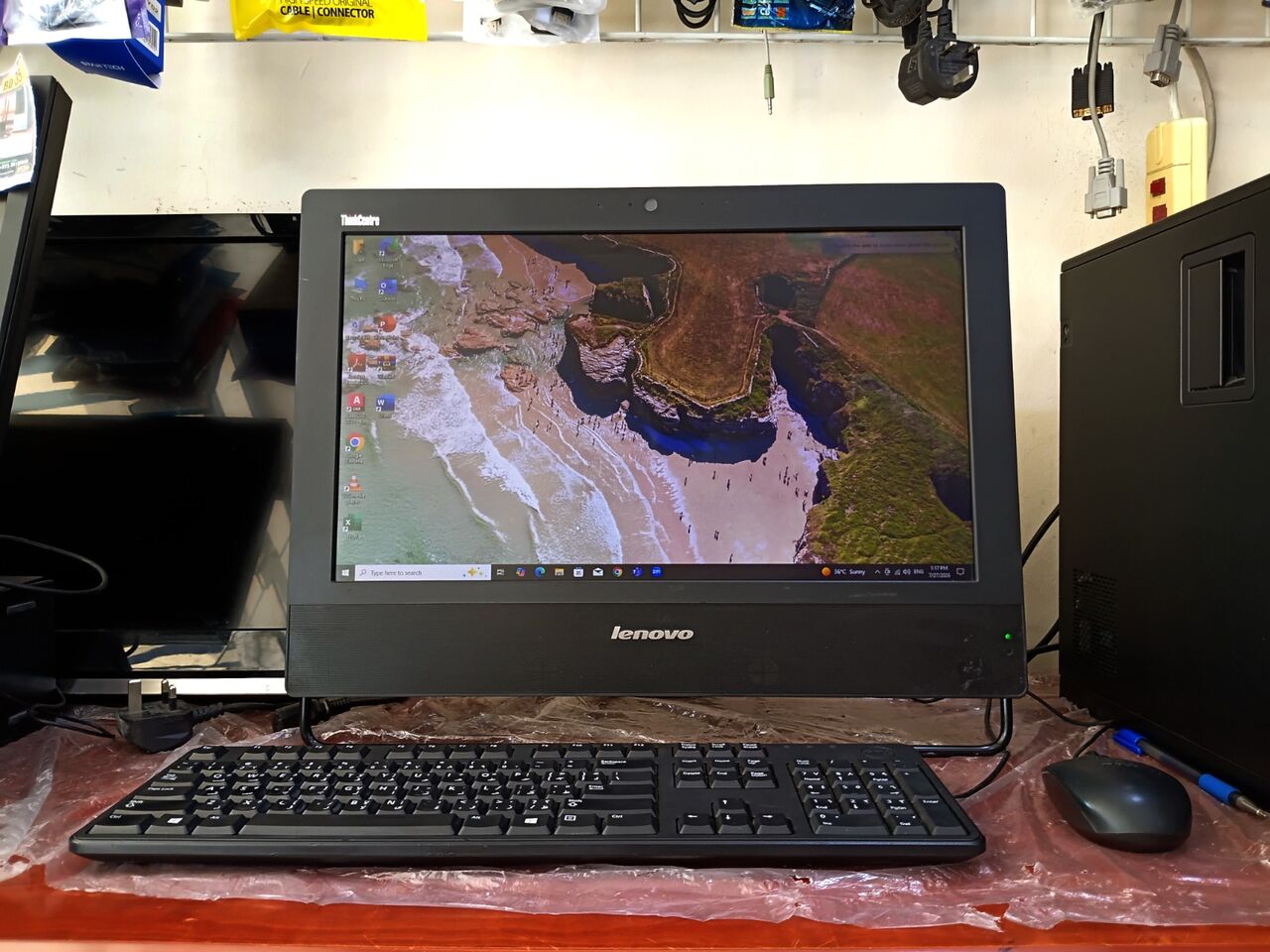 Isa Town, Computers, BHD 52,  Best Offer LENOVO All In One Core I7 4th Gen Computer Set 22" Full HD Display 256GB SSD