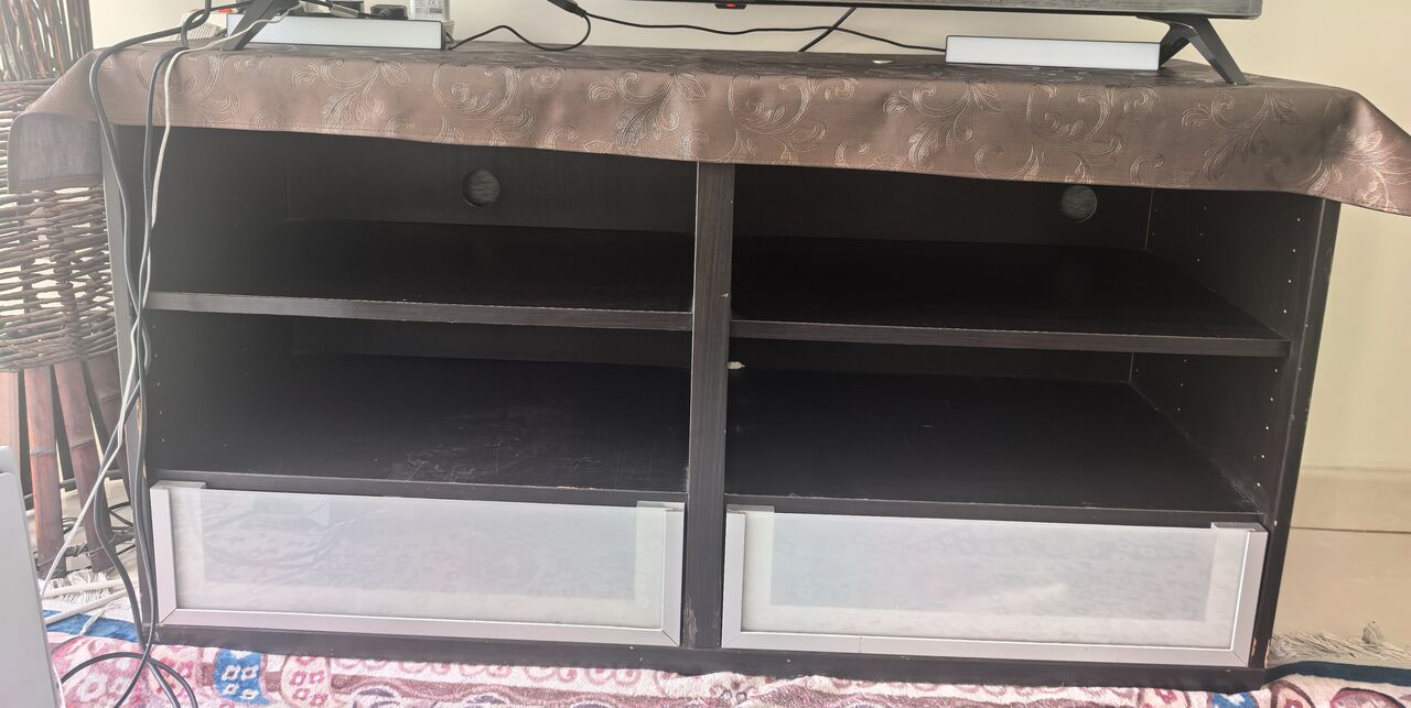 Dammam, Furniture, SAR 800,  Moving Out Sale
