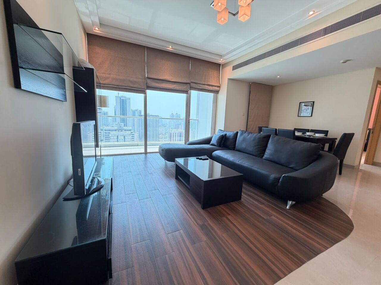 Juffair, Apartments, Flats, Houses & Villas, BHD 380/month,  Furnished,  2 BR,  APARTMENT FOR RENT IN JUFFAIR  Balcony | Pool & Gym