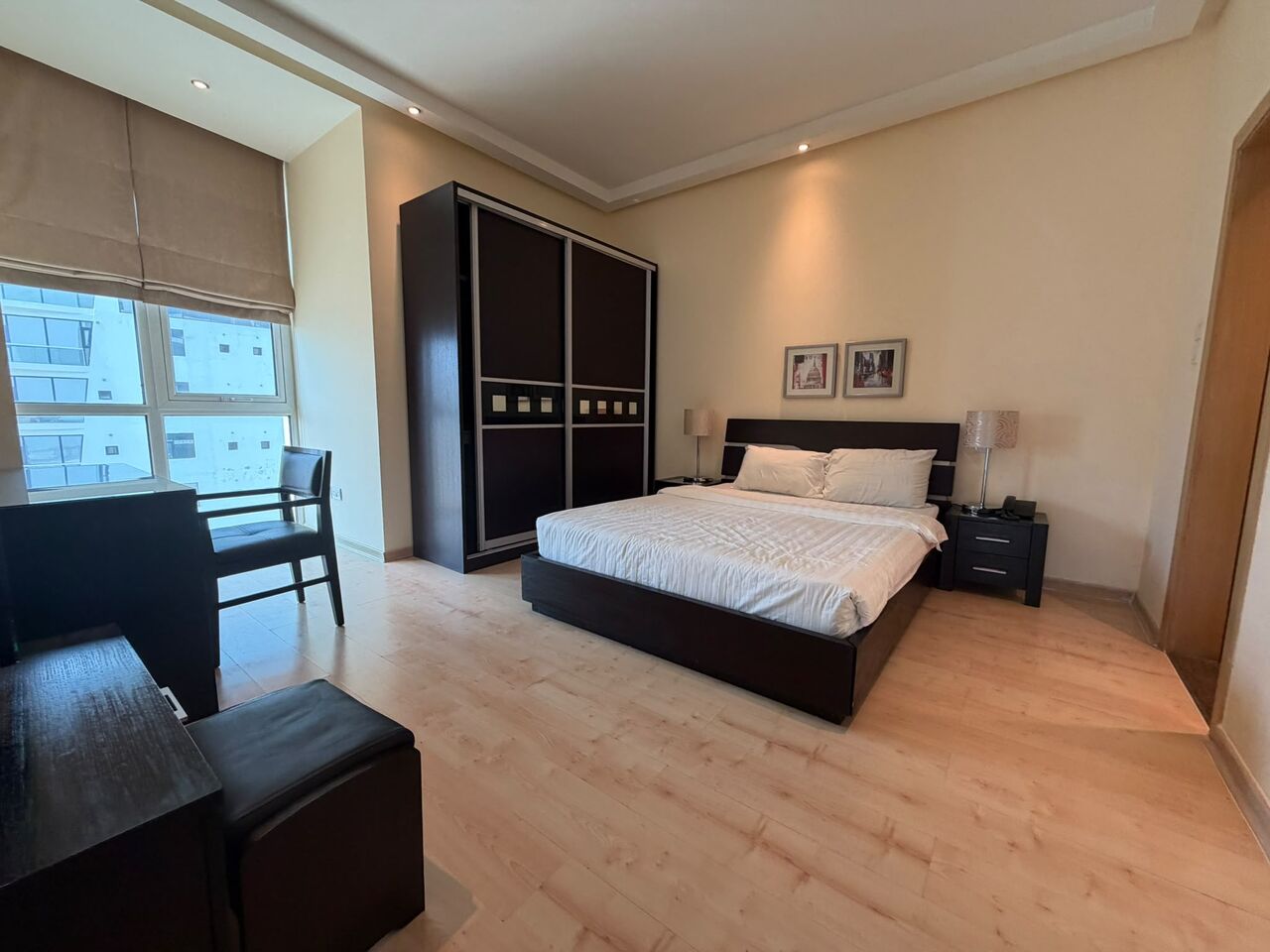 Juffair, Apartments, Flats, Houses & Villas, BHD 380/month,  Furnished,  2 BR,  APARTMENT FOR RENT IN JUFFAIR  Balcony | Pool & Gym