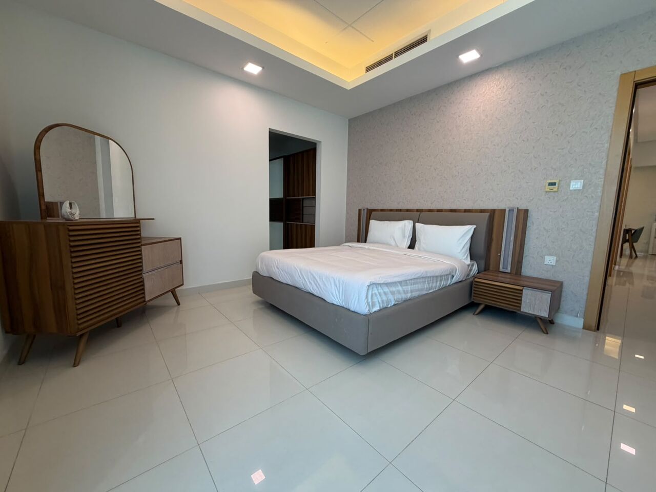 Juffair, Apartments, Flats, Houses & Villas, BHD 450/month,  Furnished,  2 BR,  APARTMENT FOR RENT IN JUFFAIR  Balcony | Premium Facilities