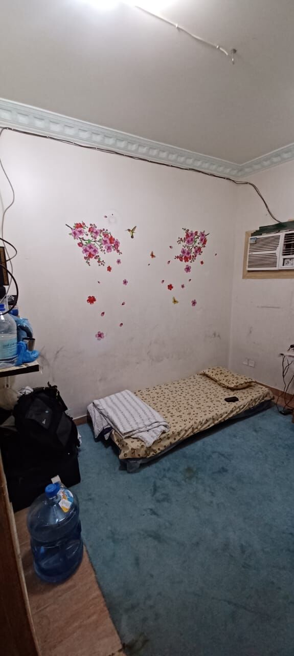 Riyadh, Rooms for Rent, SAR 1000/month,  Seperate Room Available For Rent In 3 Rooms Flat At Fifa Street Near PakHouse Restaurant