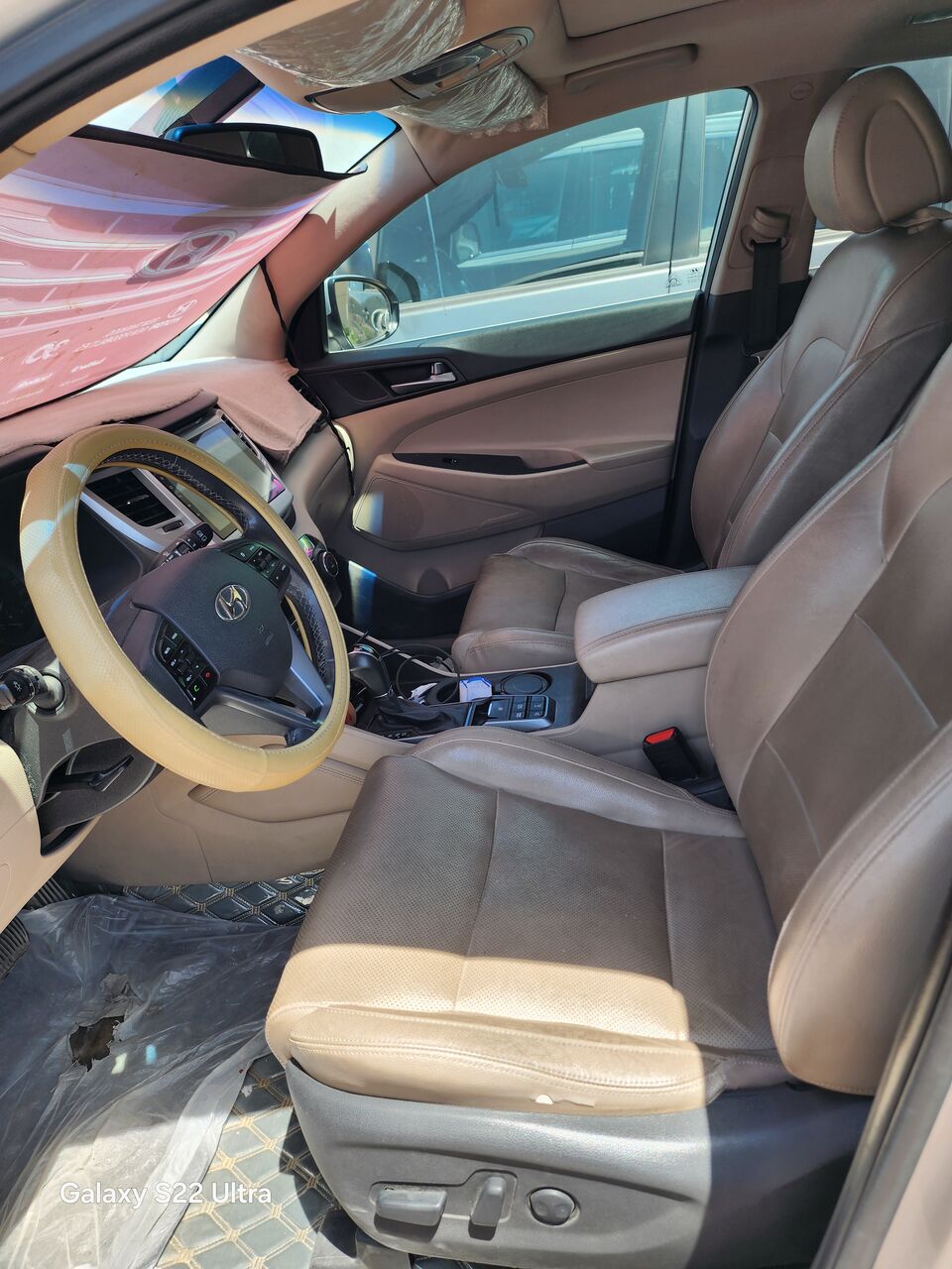 Dammam, Vehicles, Cars & Trucks , SAR 42000,  Hyundai Tucson,  2017,  Automatic,  245000 KM,    2.4 GDi Fully Loaded Single User