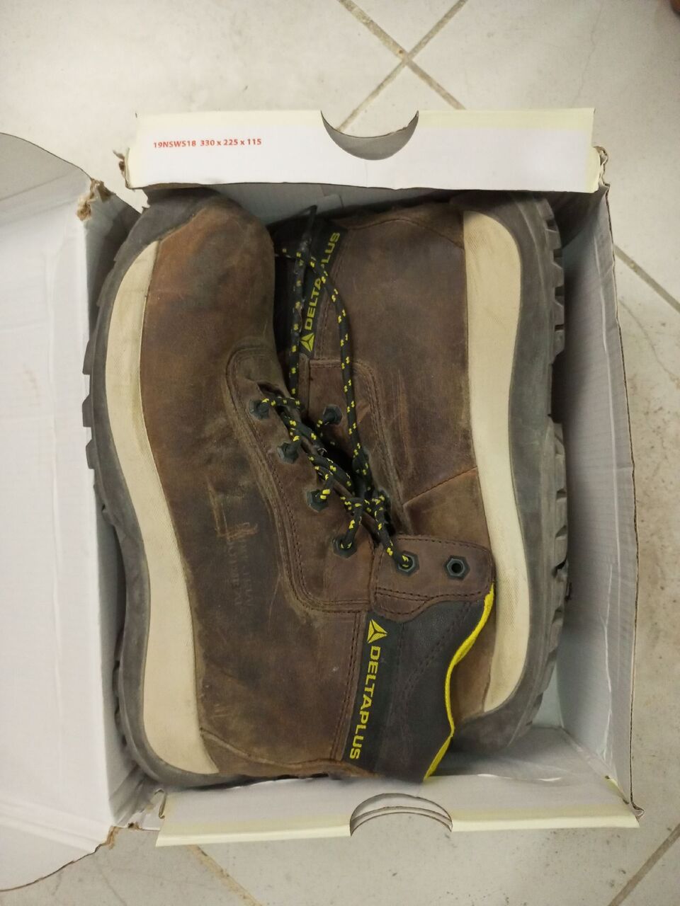 Dammam, Clothing & Accessories, SAR 80,  Safety Shoes
