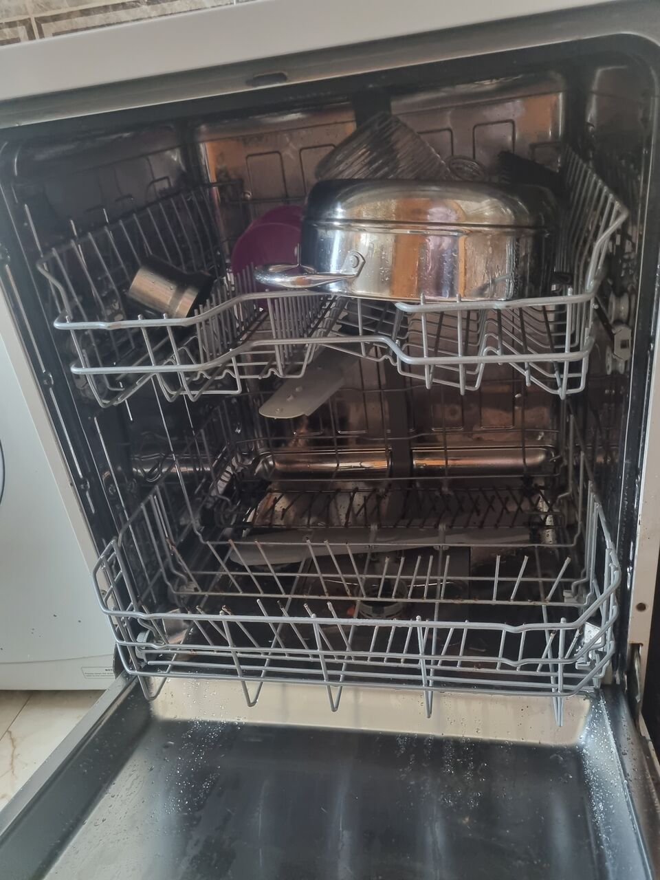 Al Thuqbah, Appliances, SAR 500,  Beko Dishwasher (5 Programs) &ndash; Excellent Working Condition