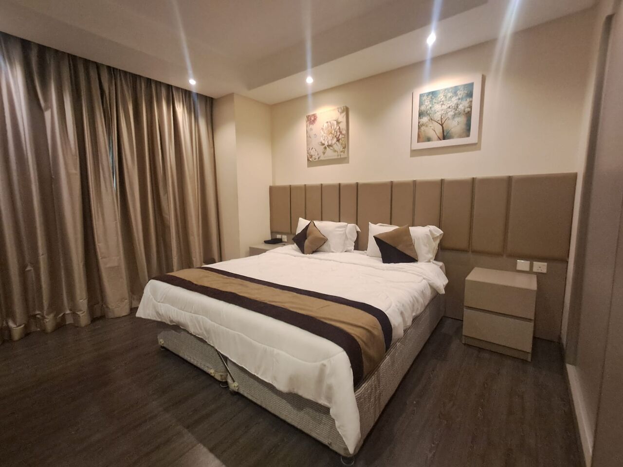 Juffair, Apartments, Flats, Houses & Villas, BHD 300/month,  Furnished,  1 BR,  Fully Furnished 1 BHK Flat For Rent In Juffair