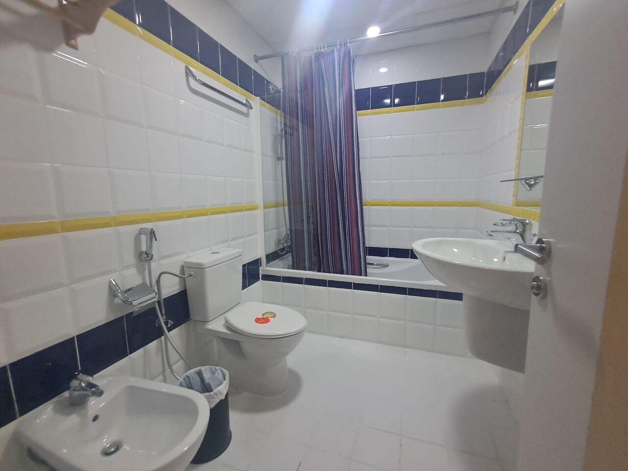 Juffair, Apartments, Flats, Houses & Villas, BHD 330/year,  Furnished,  2 BR,  2 BHK Fully Furnished Flat For Rent In Juffair