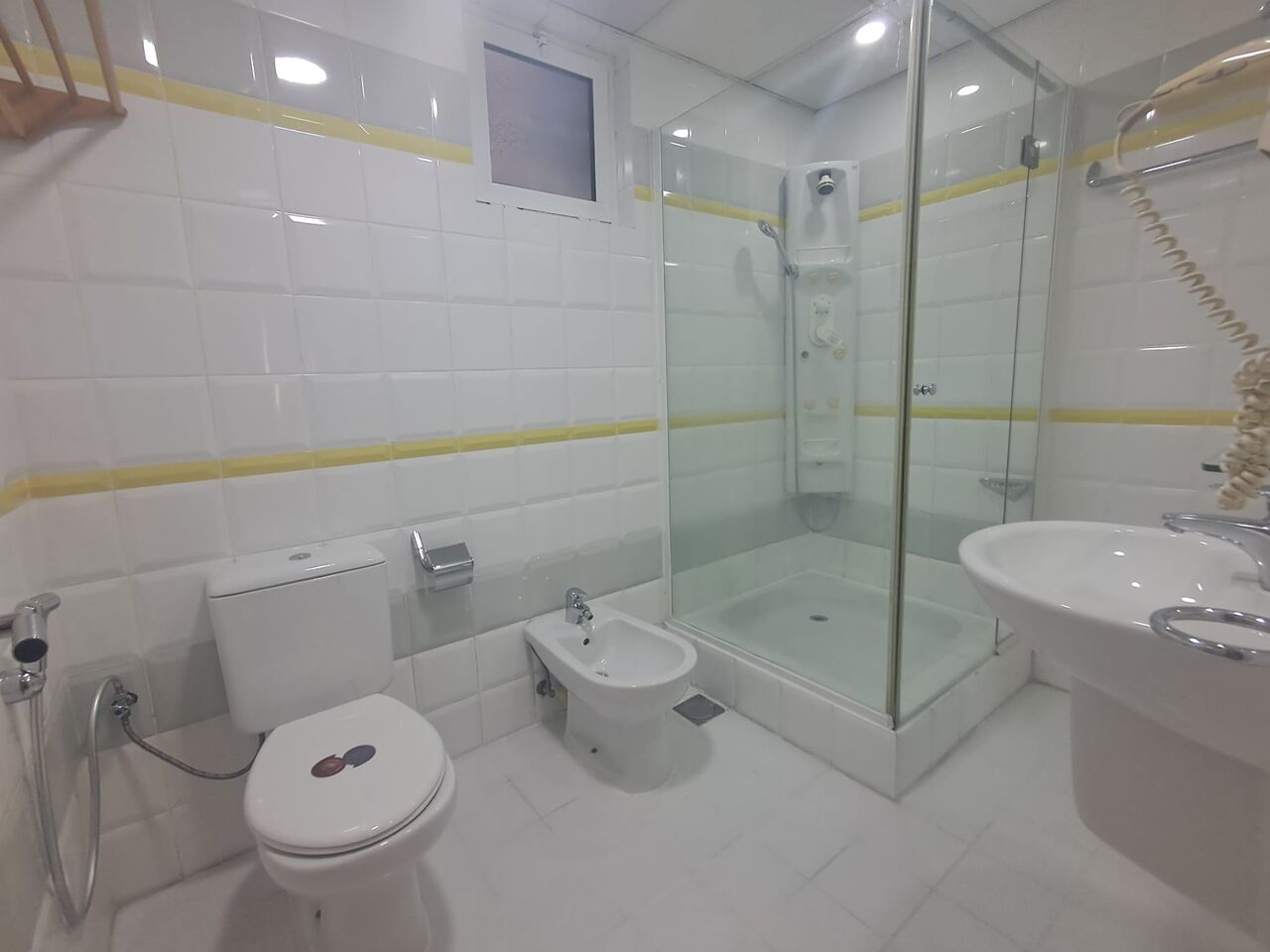Juffair, Apartments, Flats, Houses & Villas, BHD 330/year,  Furnished,  2 BR,  2 BHK Fully Furnished Flat For Rent In Juffair