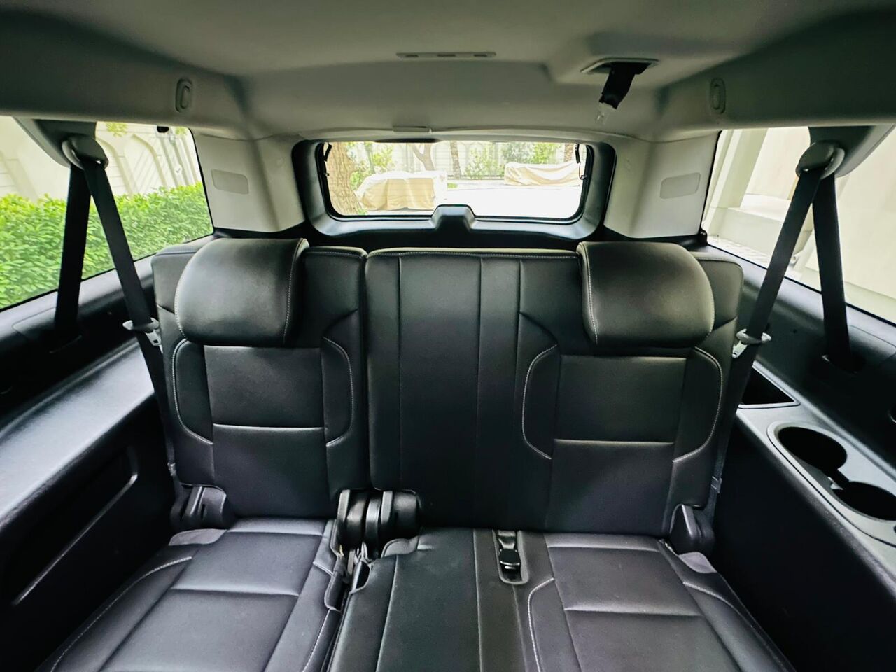 West Riffa, Vehicles, Cars & Trucks , BHD 12500,  Gmc Yukon XL,  2018,  153000 KM,  Selling Our Family