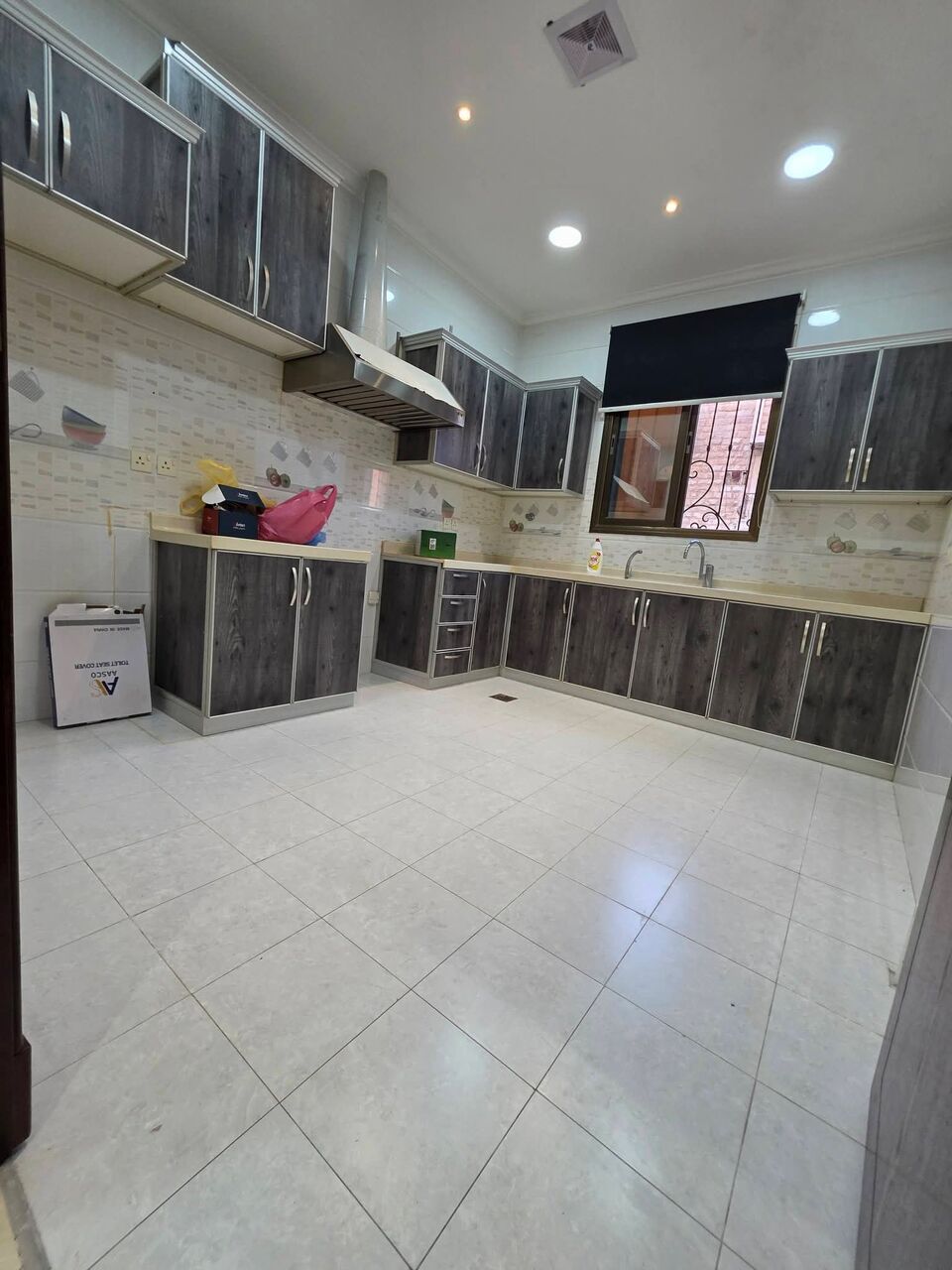 Khobar, Apartments, Flats, Houses & Villas, 2 BR,  FAMILY APARTMENT FOR RENT Layout: 2 Bedrooms + Living Room &bull; 2 Bathrooms &bull; Kitchen &bull; Spl