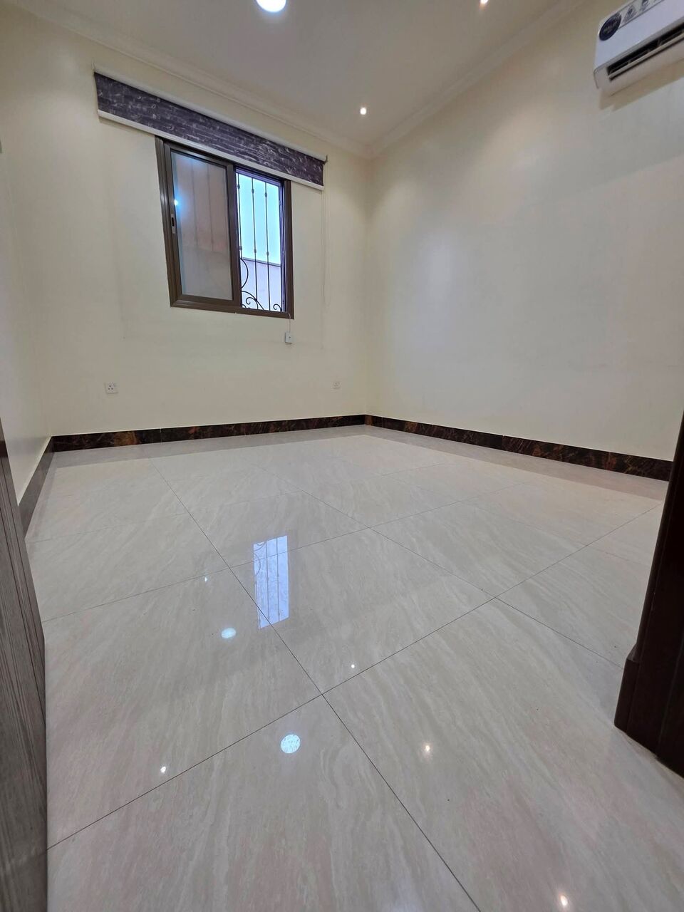 Khobar, Apartments, Flats, Houses & Villas, 2 BR,  FAMILY APARTMENT FOR RENT Layout: 2 Bedrooms + Living Room &bull; 2 Bathrooms &bull; Kitchen &bull; Spl