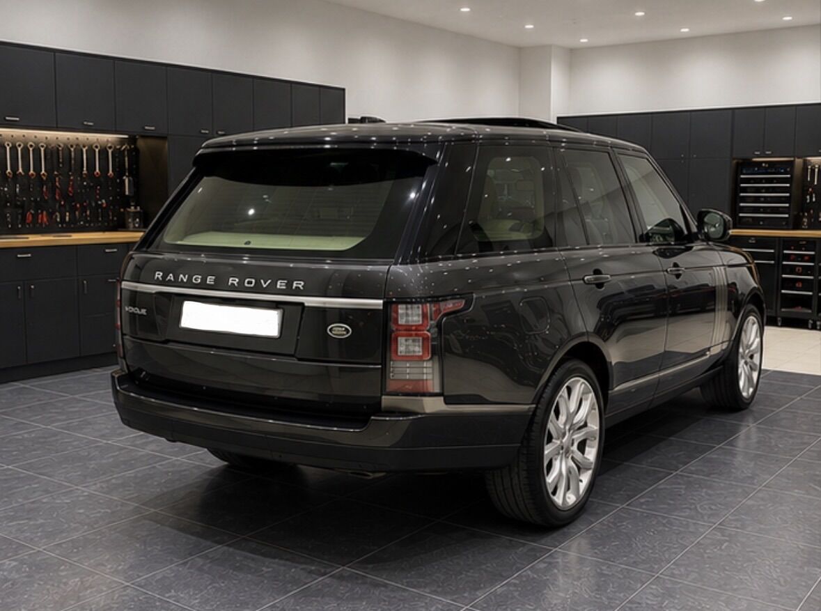 Manama, Vehicles, Cars & Trucks , BHD 14500,  Land Rover Range Rover,  2016,  Automatic,  143000 KM,  Range Rover Vogue V8