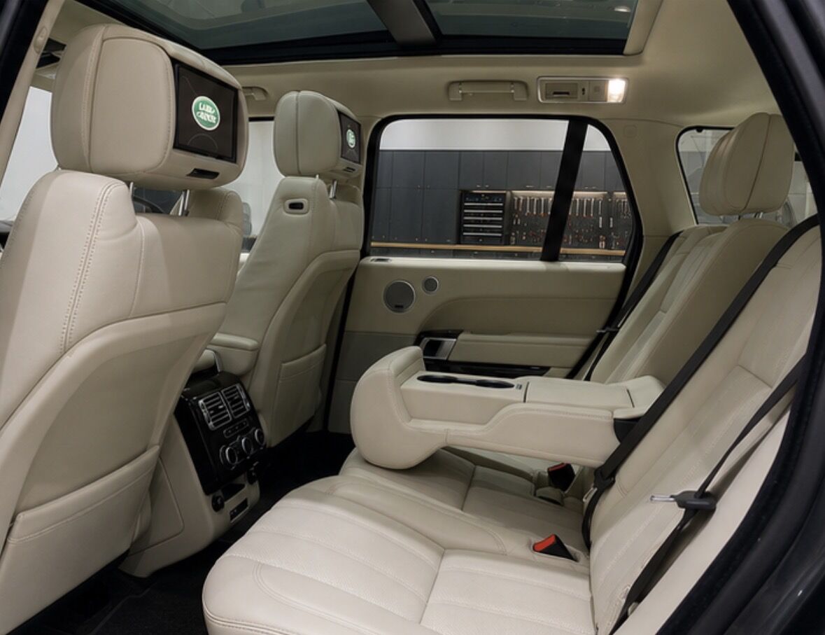 Manama, Vehicles, Cars & Trucks , BHD 14500,  Land Rover Range Rover,  2016,  Automatic,  143000 KM,  Range Rover Vogue V8