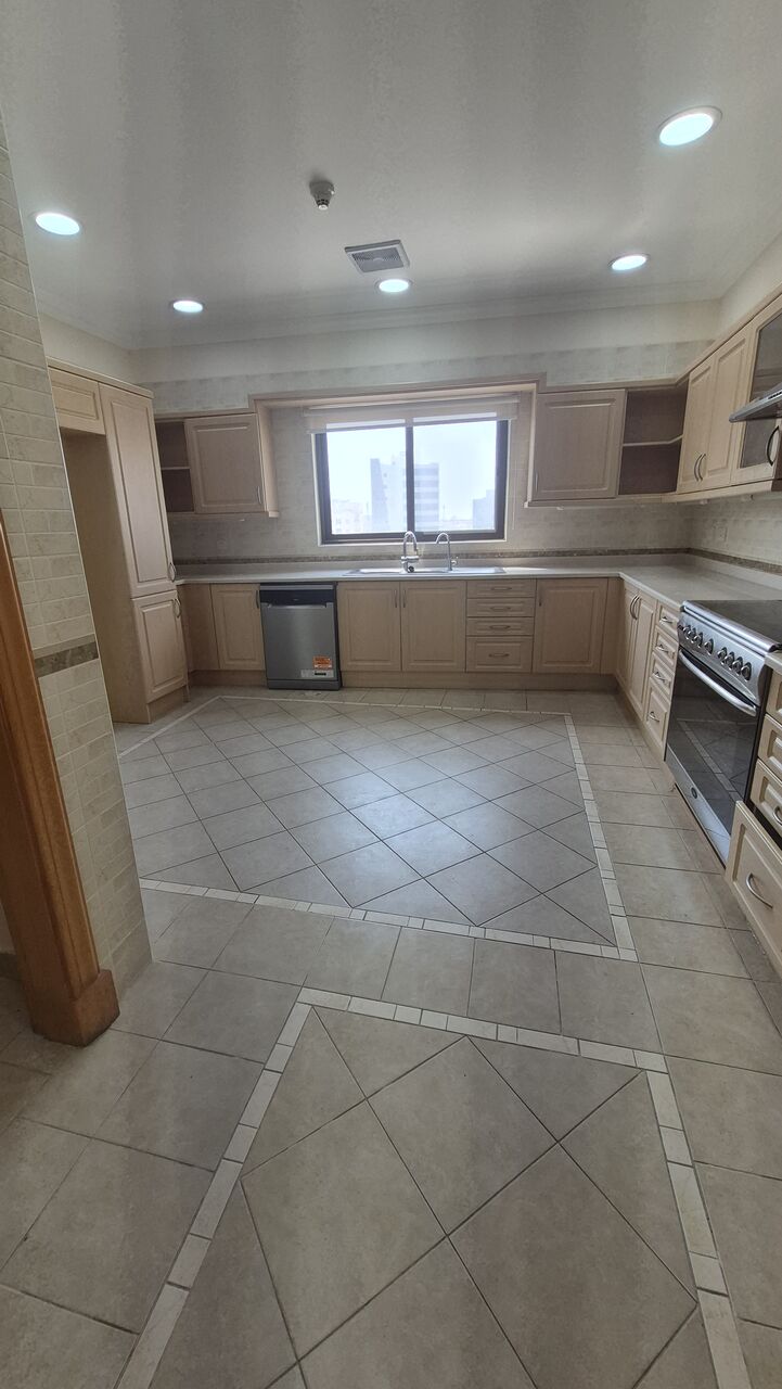 Umm Al Hassam, Apartments, Flats, Houses & Villas, BHD 500/month,  Furnished,  3 BR,  192 Sq. Meter,  Luxury Flat For Rent