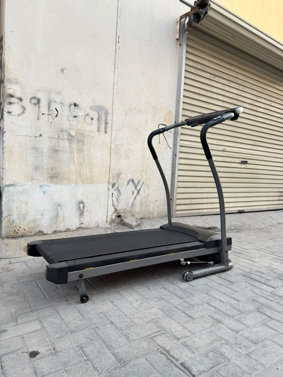 Manama, Heavy Equipment, BHD 60,  Foldable Home Treadmill (Max Capacity: 110 Kg) &ndash; Excellent Condition
