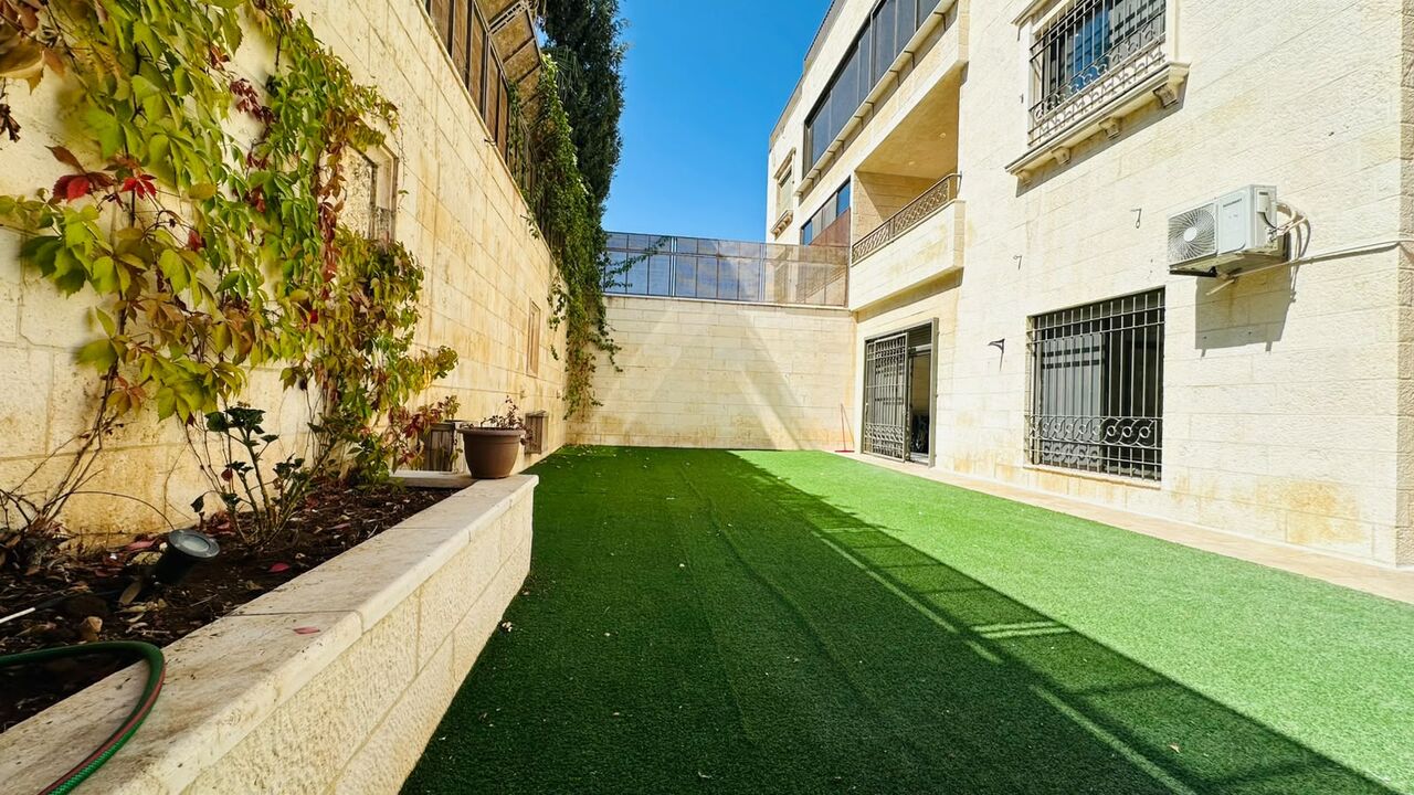 Abdoun, Apartments, Flats, Houses & Villas, JOD 25000/year,  4 BR,  280 Sq. Meter,  Apartments For Rent