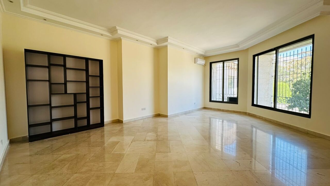 Abdoun, Apartments, Flats, Houses & Villas, JOD 25000/year,  4 BR,  280 Sq. Meter,  Apartments For Rent