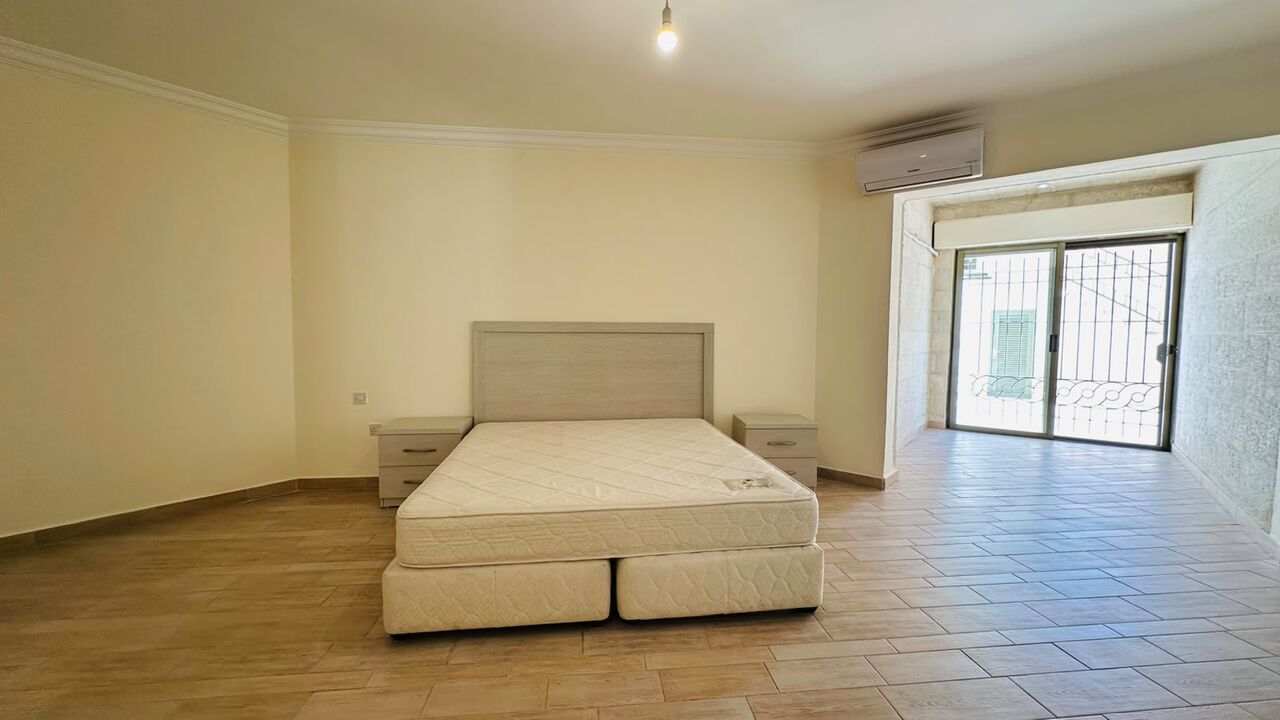 Abdoun, Apartments, Flats, Houses & Villas, JOD 25000/year,  4 BR,  280 Sq. Meter,  Apartments For Rent