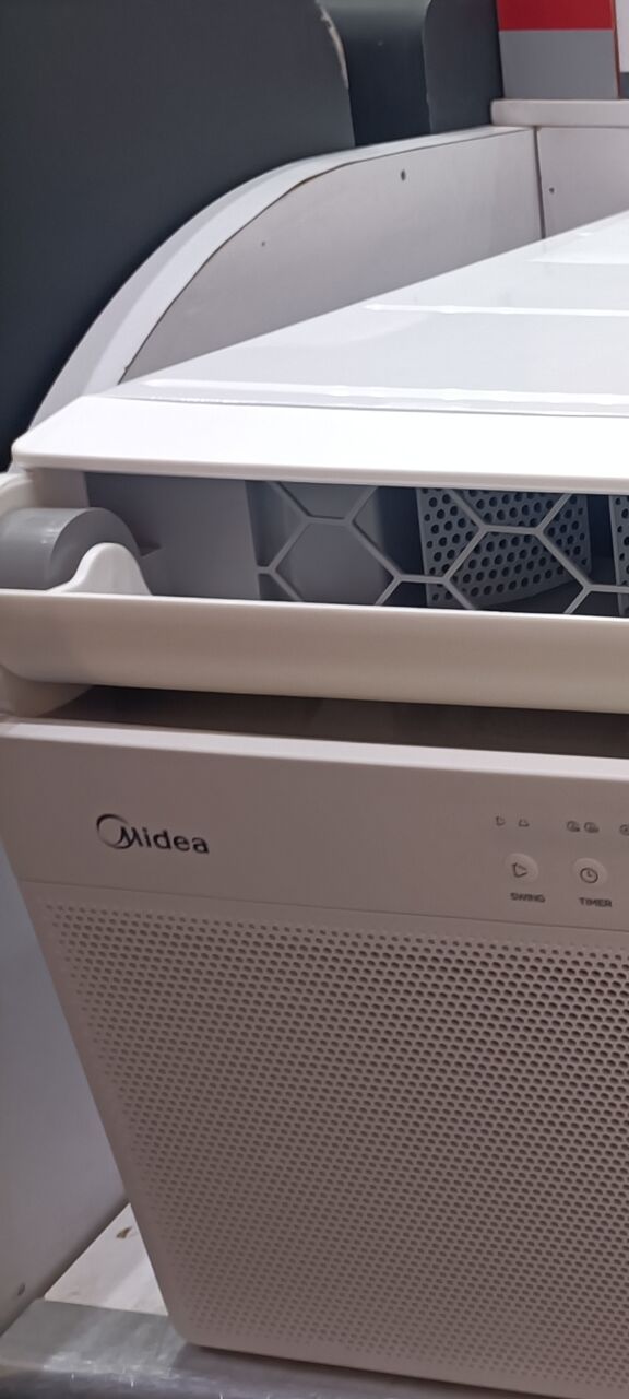 Hofuf, Air Conditioners, SAR 1100,  Midea Window Air Conditioner -Inverter Compressor
