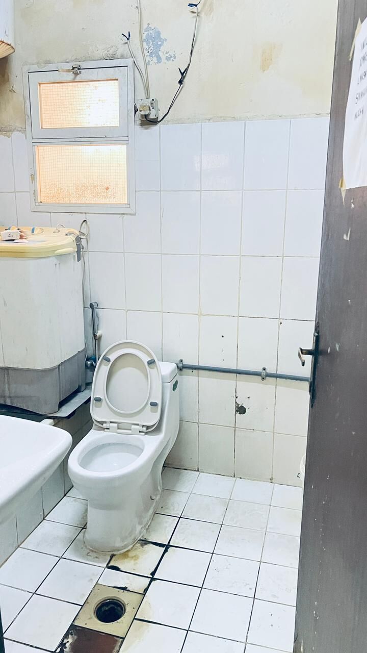 Al Jubail Al Balad, Housing Exchanges, SAR 320/month,  Studio,  For 3 Month -950 Including  Current And Water