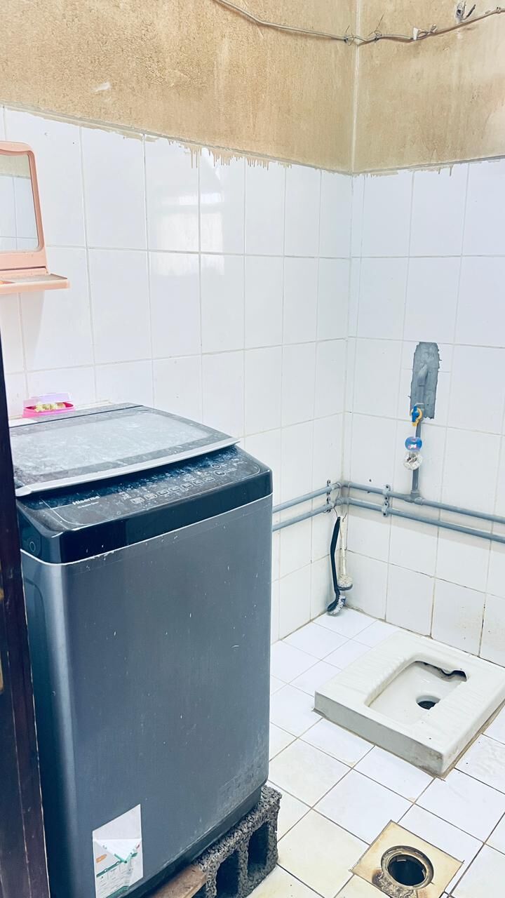 Al Jubail Al Balad, Housing Exchanges, SAR 320/month,  Studio,  For 3 Month -950 Including  Current And Water