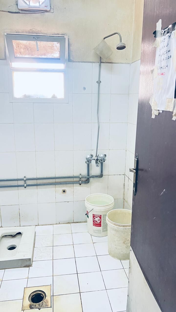 Al Jubail Al Balad, Housing Exchanges, SAR 320/month,  Studio,  For 3 Month -950 Including  Current And Water