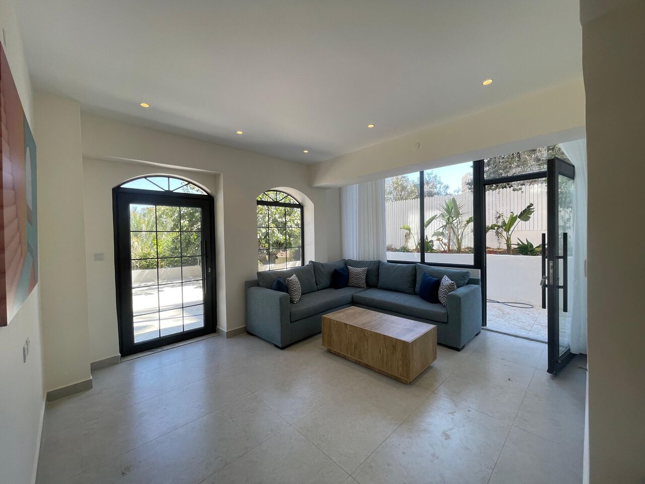 Amman, Apartments, Flats, Houses & Villas, JOD 15000/year,  Furnished,  3 BR,  300 Sq. Meter,  Furnished Apartment For Rent