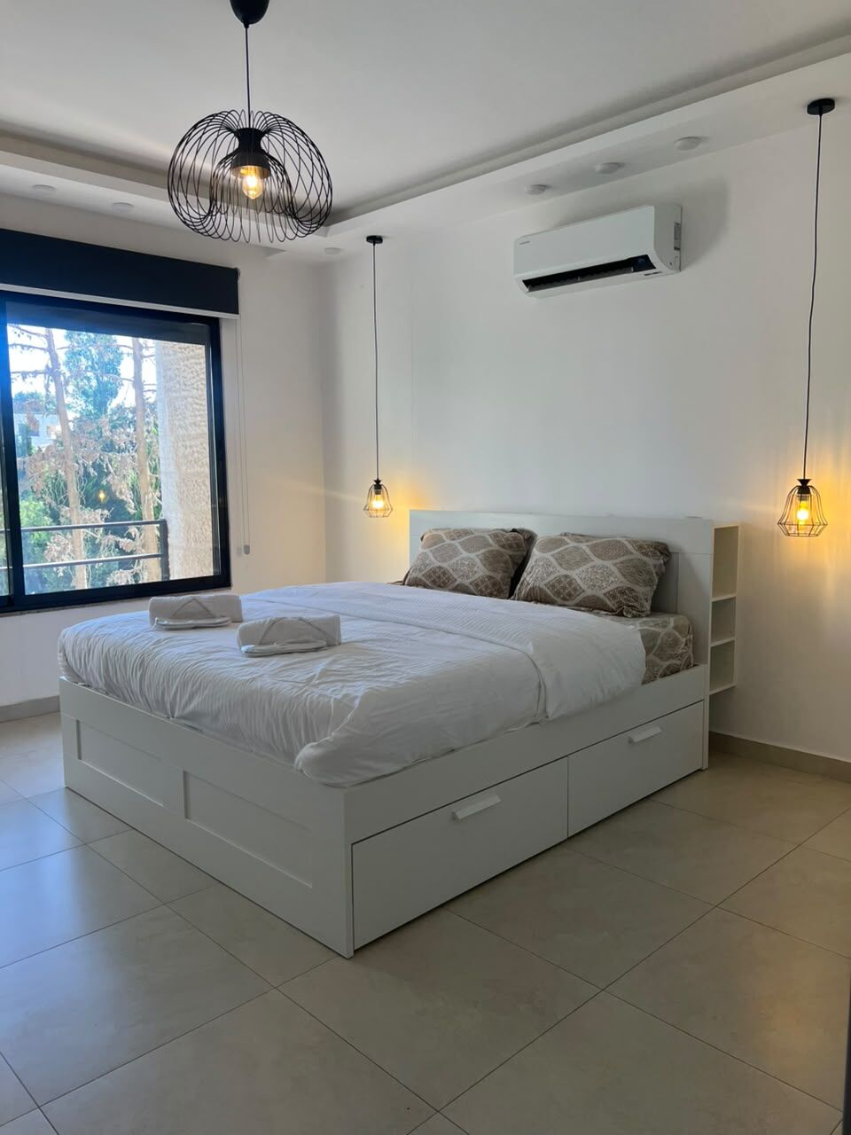 Amman, Apartments, Flats, Houses & Villas, JOD 19000/year,  Furnished,  3 BR,  220 Sq. Meter,  Furnished Apartment For Rent