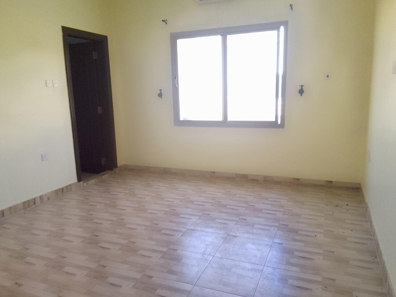 Tubli, Apartments, Flats, Houses & Villas, BHD 180/month,  2 BR,  2 Bedroom Semi-furnished Flat With Pets Allowed