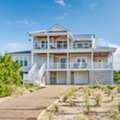 USD 500/month,  300 Sq. Meter,  Beachfront Vacation Rentals On Bald Head Island: Enjoy A Relaxing Beach Getaway