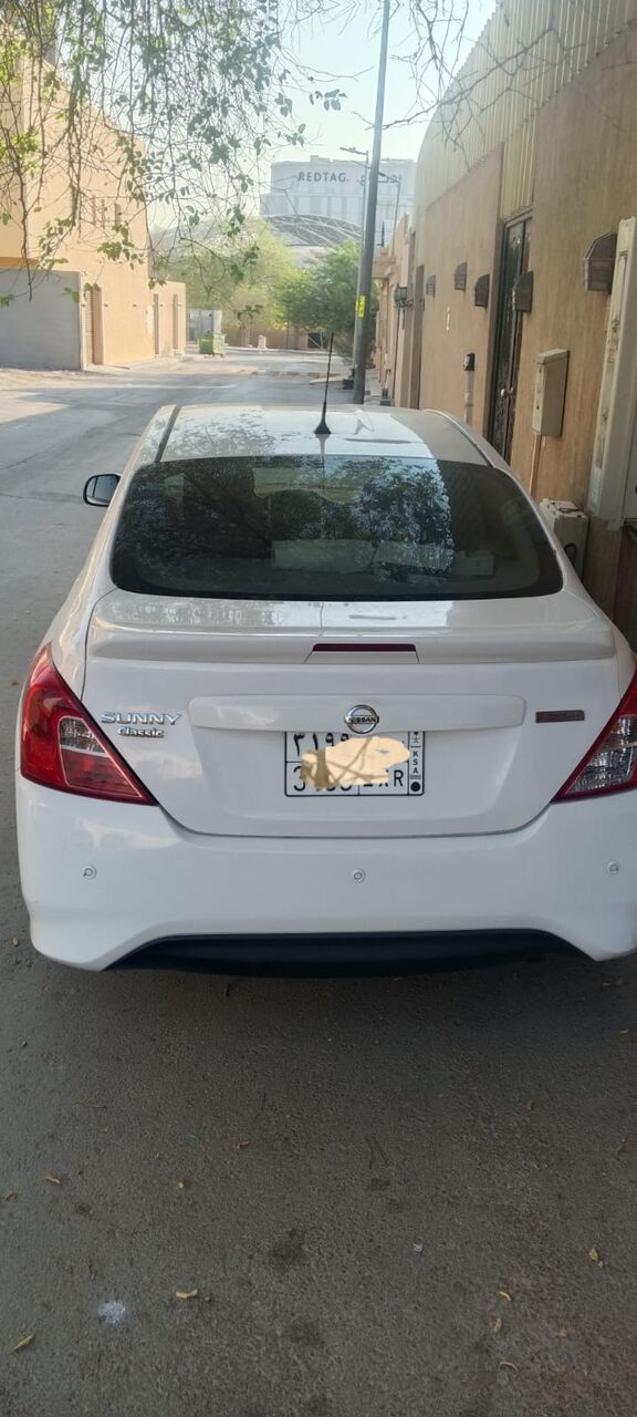 Riyadh, Vehicles, Cars & Trucks , SAR 32000,  Nissan Sunny,  2023,  Automatic,  98000 KM,   Good For Sale