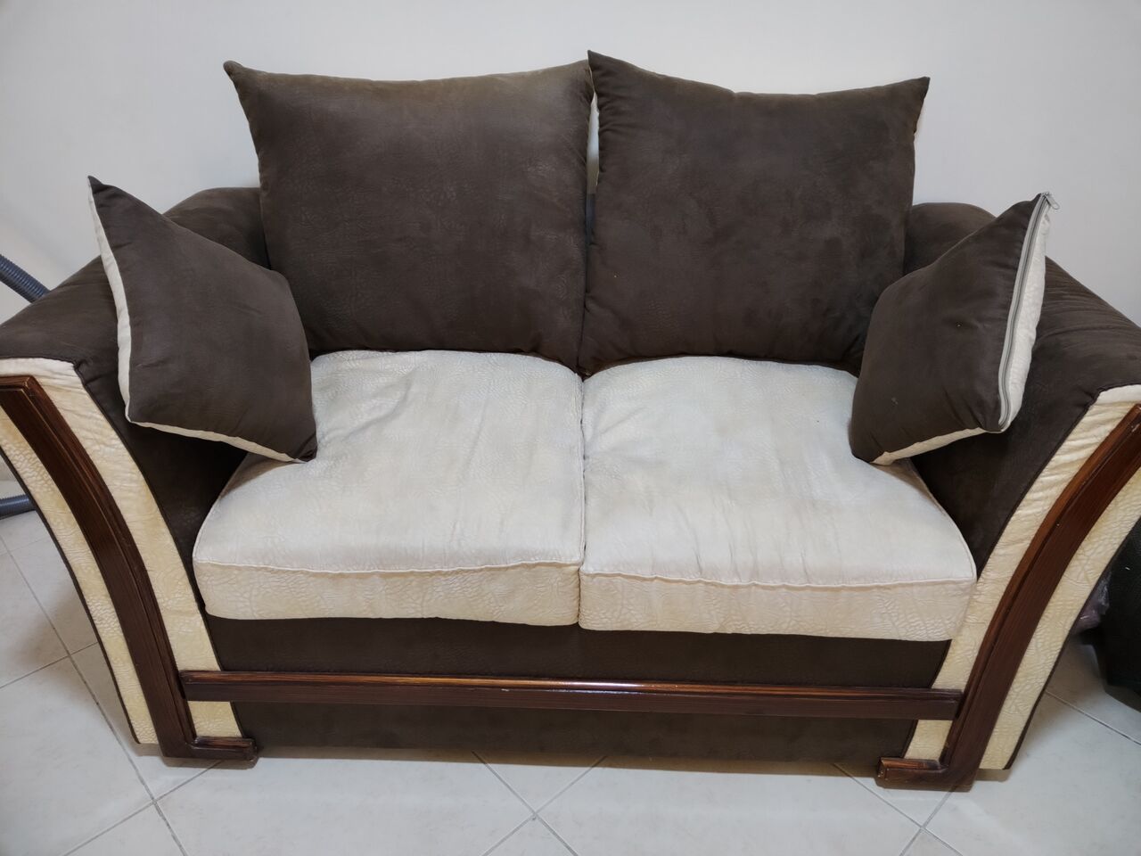 Riyadh, Furniture, SAR 250,  Sofa