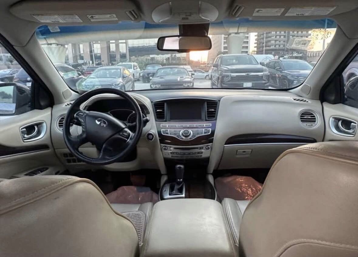 Riyadh, Vehicles, Cars & Trucks , SAR 45000,  Infiniti QX60,  2015,  Automatic,  204000 KM,  Infiniti QX 60  Indian Engineer Driven Car
