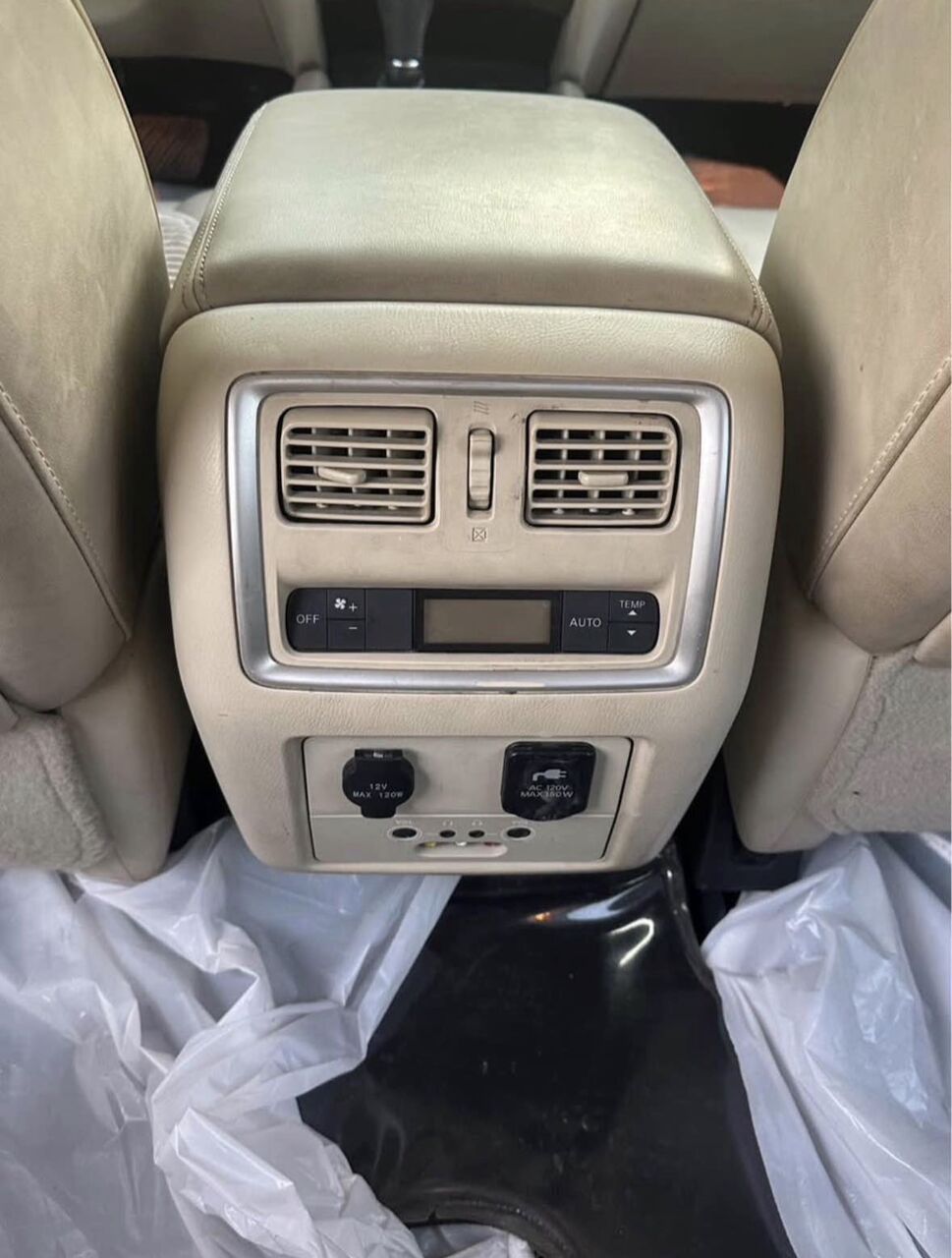 Riyadh, Vehicles, Cars & Trucks , SAR 45000,  Infiniti QX60,  2015,  Automatic,  204000 KM,  Infiniti QX 60  Indian Engineer Driven Car