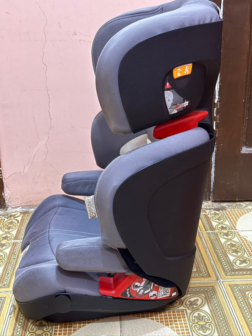 Jeddah, Baby & Kid Stuff, SAR 40,  Baby Car Chair With  Height  And Width Adjustment (0504526570)