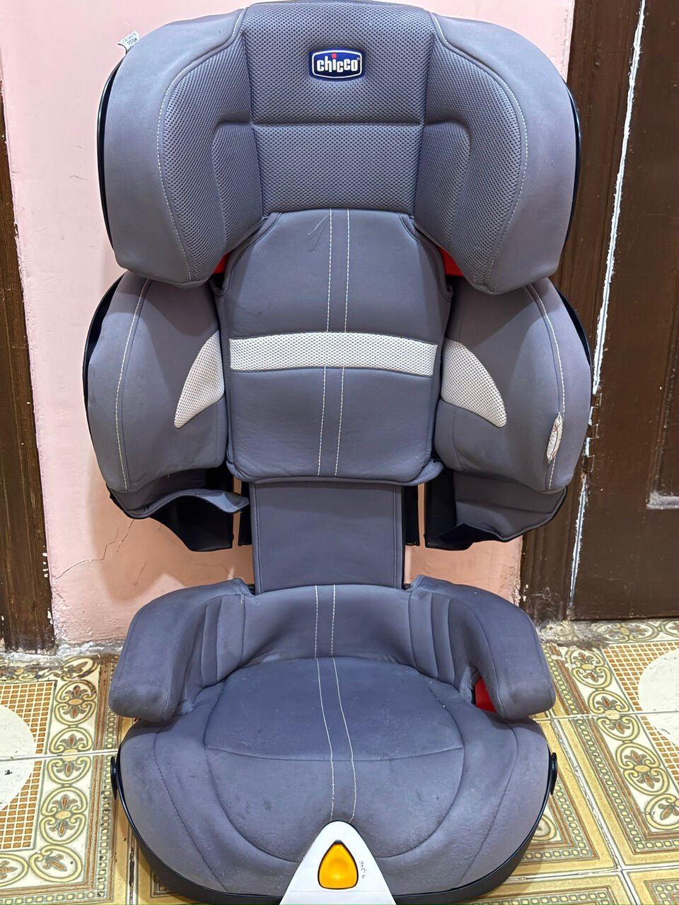 Jeddah, Baby & Kid Stuff, SAR 40,  Baby Car Chair With  Height  And Width Adjustment (0504526570)