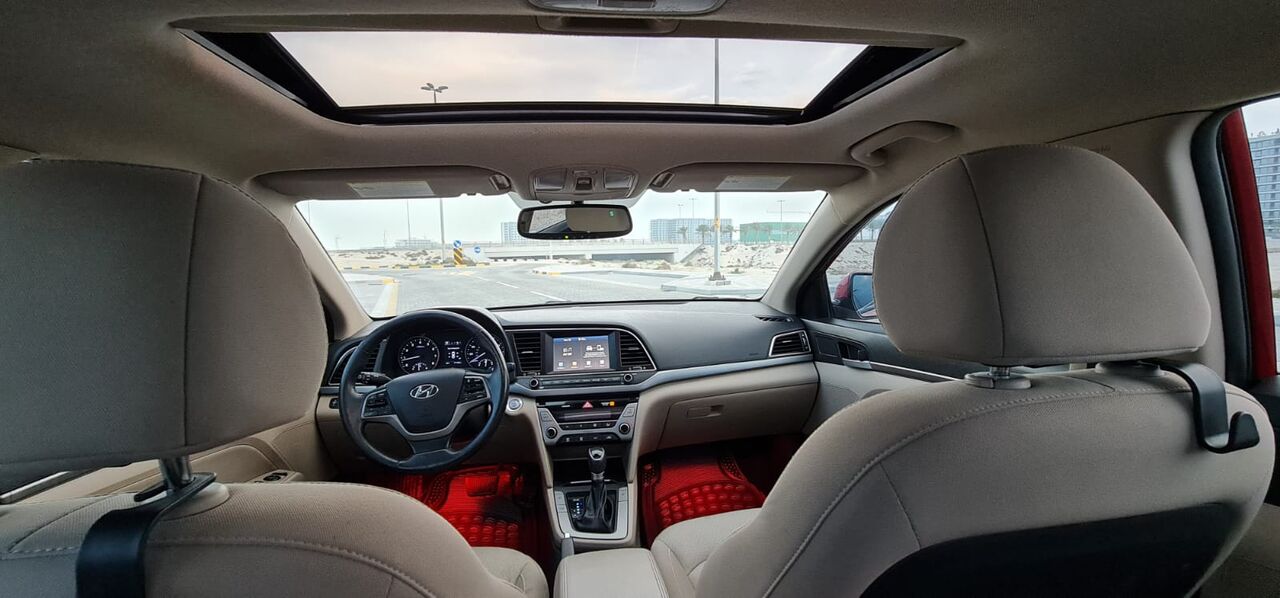 Manama, Vehicles, Cars & Trucks , BHD 3100,  HYUNDAI ELANTRA 2.0,  2017,  Automatic,  90000 KM,  Hyundai Elantra, Single Used Very Clean ,ready To Drive Car.