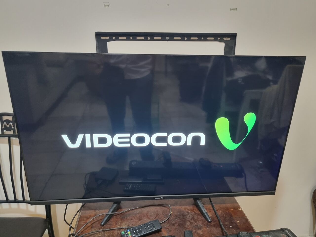 Al Thuqbah, Appliances, SAR 400,  Videocon 43" Full HD LED Android Smart TV For Sale- 1 Year Old