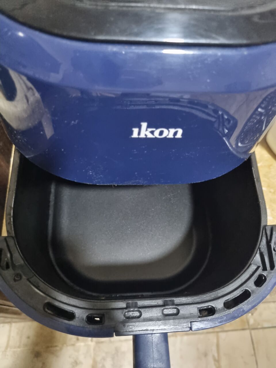 Al Thuqbah, Appliances, SAR 60,  Ikon Air Fryer 4.5 Liter For Sale (Royal Blue)- New Condition