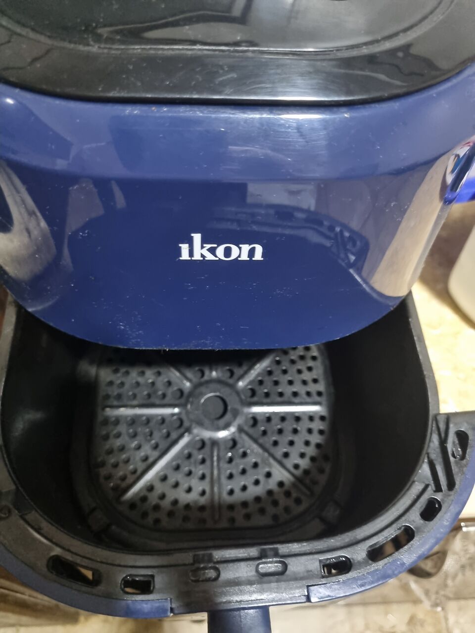 Al Thuqbah, Appliances, SAR 60,  Ikon Air Fryer 4.5 Liter For Sale (Royal Blue)- New Condition